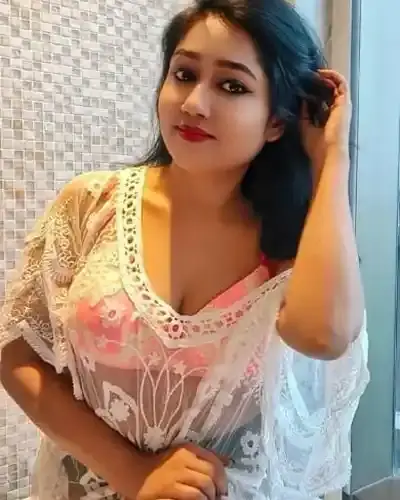 Escort Dera Bassi